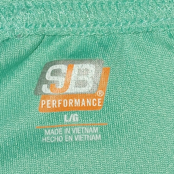 ✨3/$15✨ St. John's Bay Performance Green Shorts Size Large - Picture 2 of 3